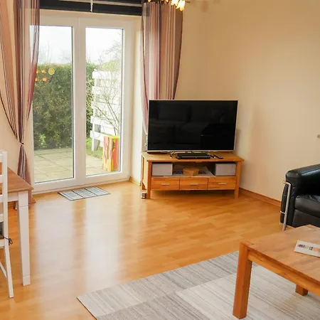 Haus Mantuja Apartmán *